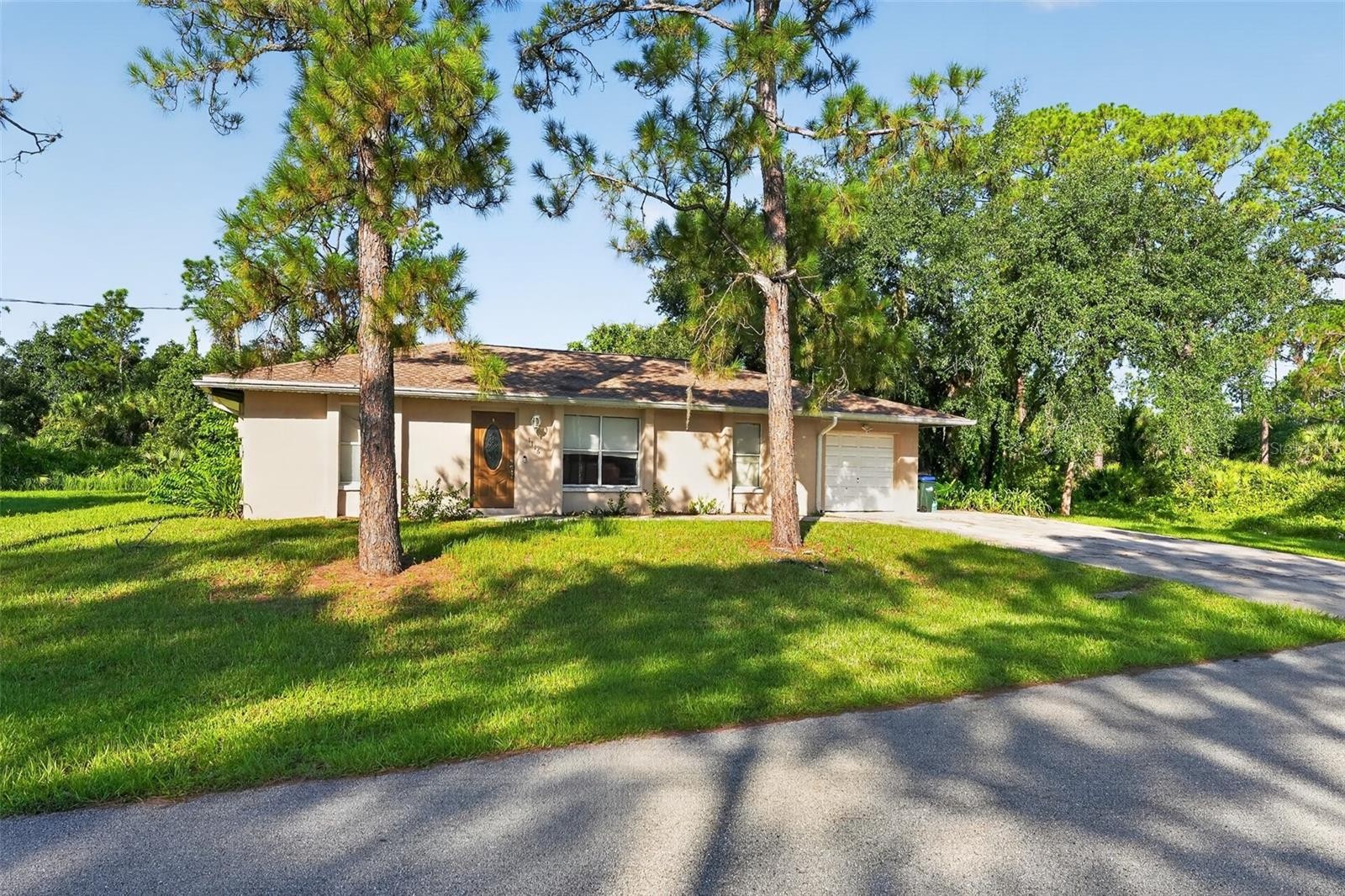1116 DUSTIN RD