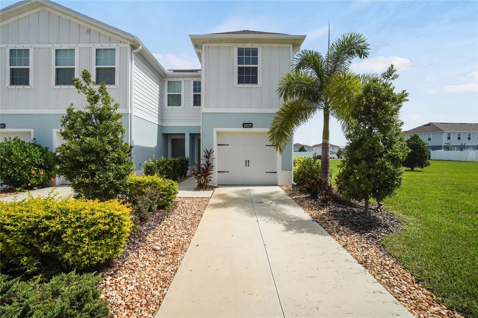 14229 CRIMSON AVE
