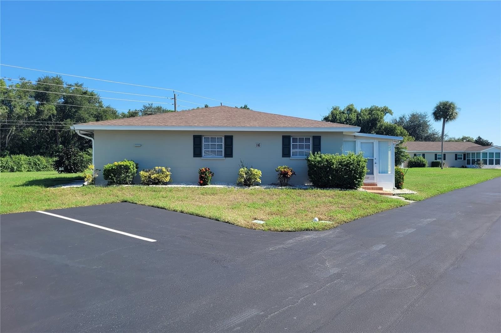 2609 GOLF COURSE DR #403