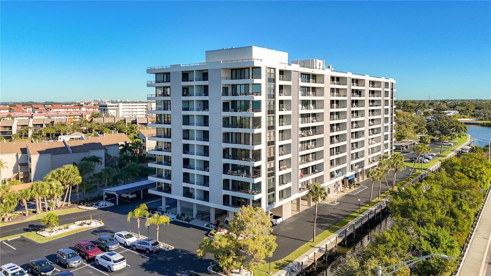 6415 MIDNIGHT PASS RD #705