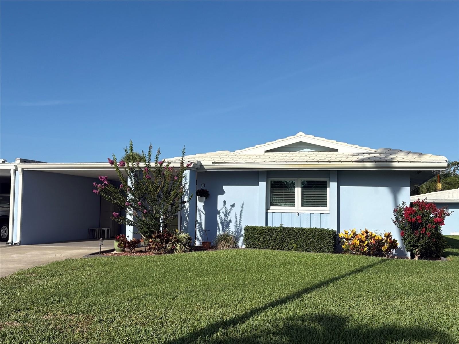 3636 VILLAGE GREEN DR #304