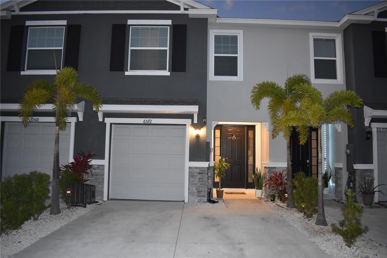 6572 SERENITY FALL LN