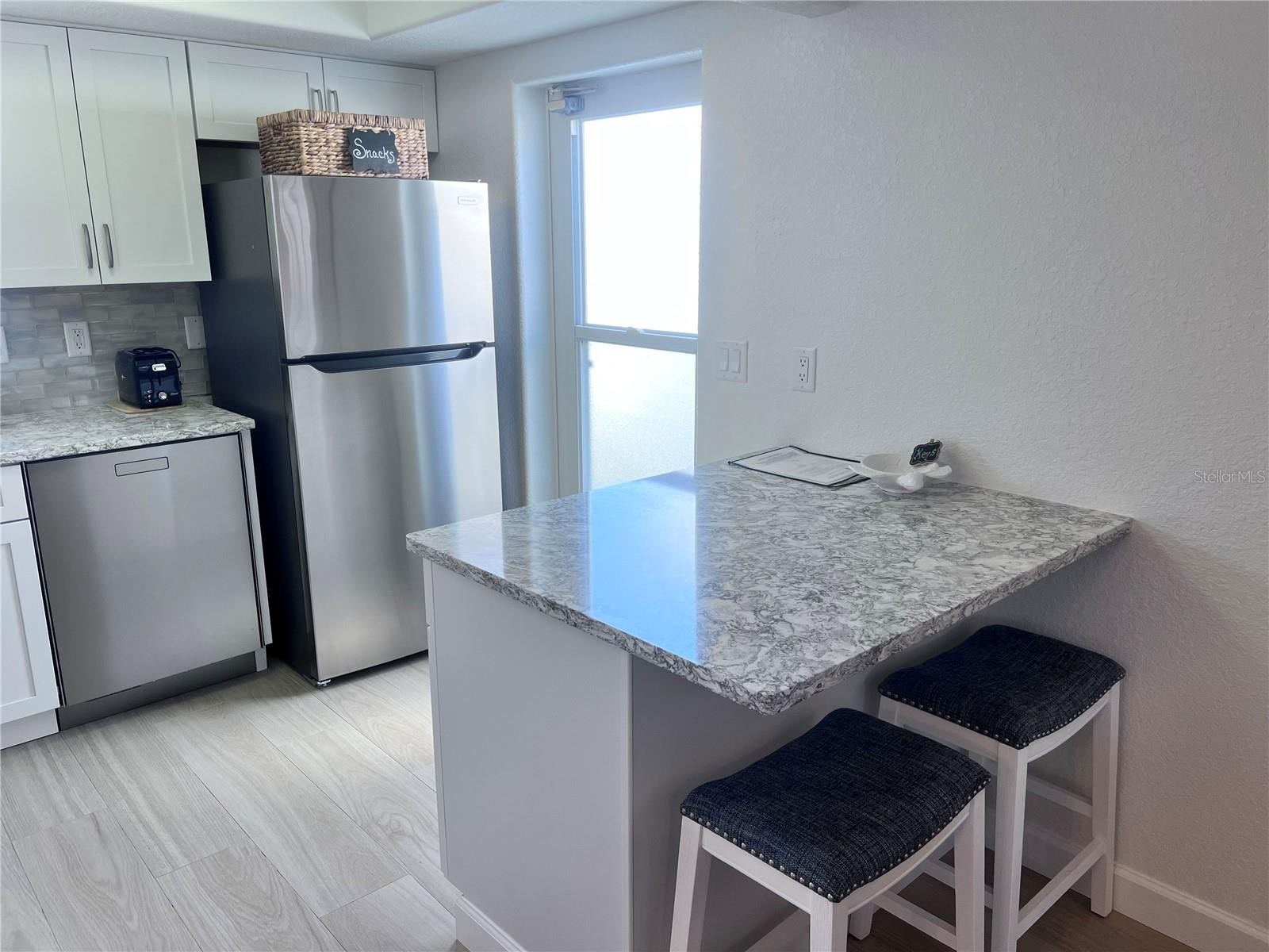 6154 MIDNIGHT PASS RD #A11