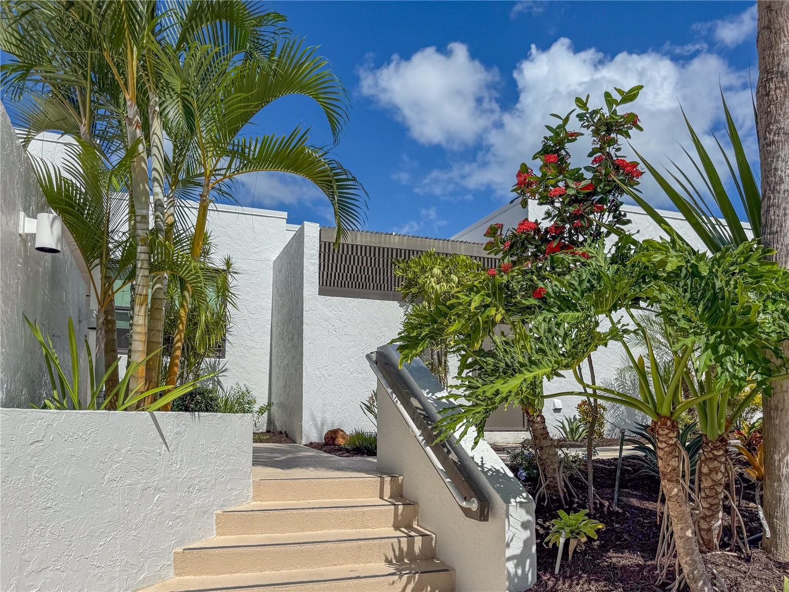 609 BAYPORT WAY #609