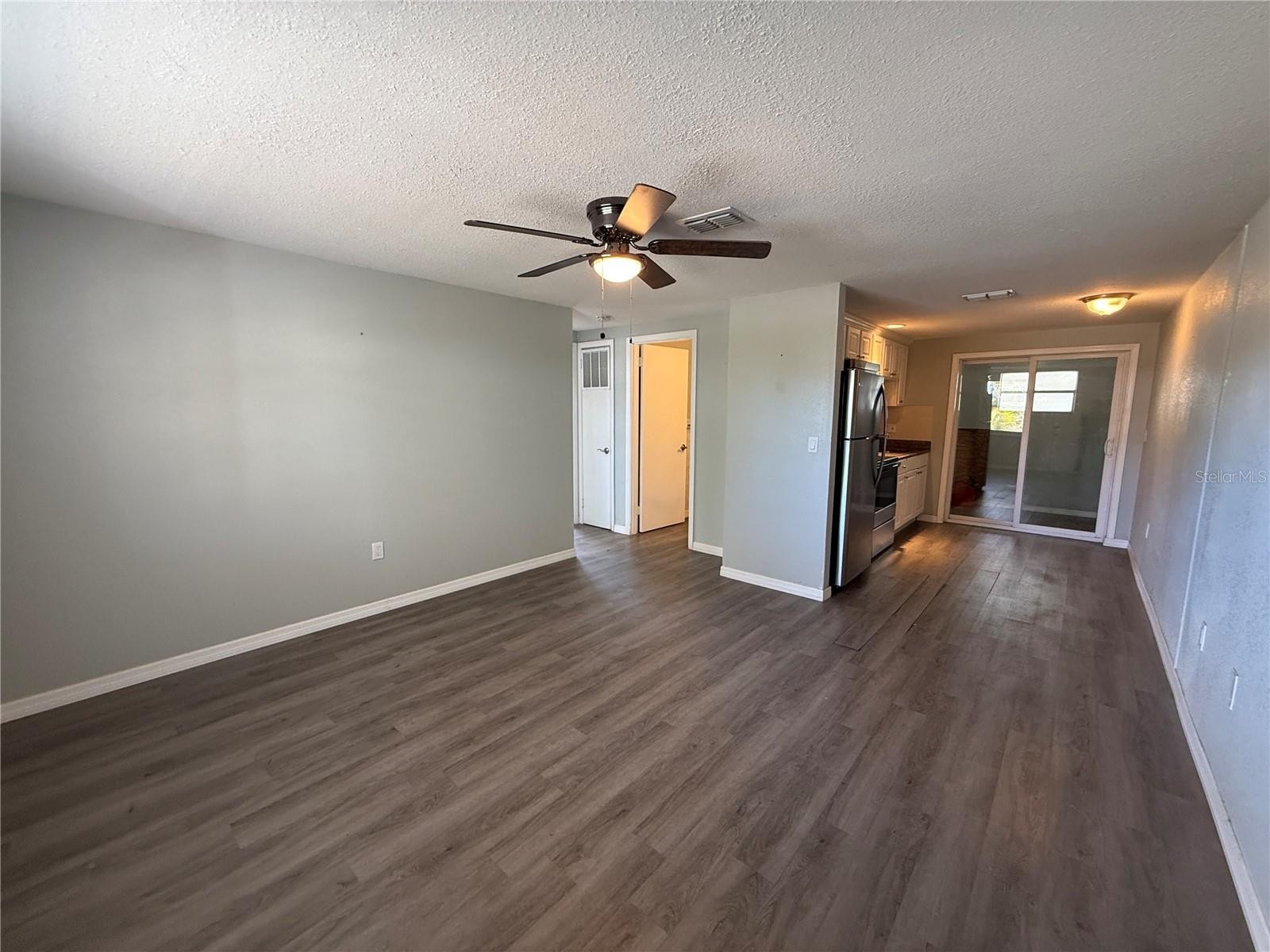 350 N ELMSTREET CT #C