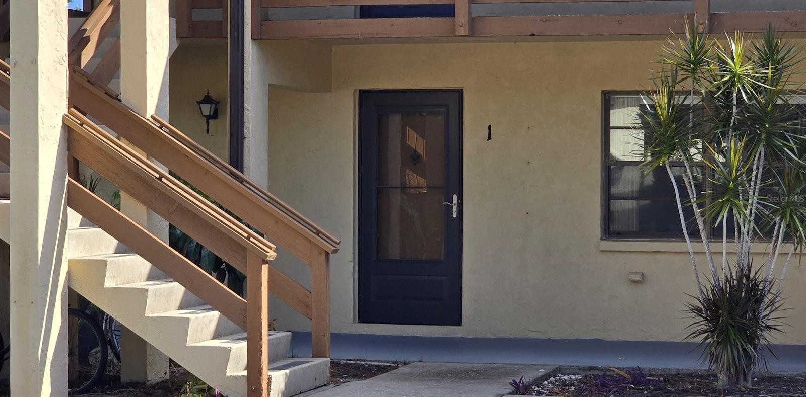 10 QUAILS RUN BLVD #1