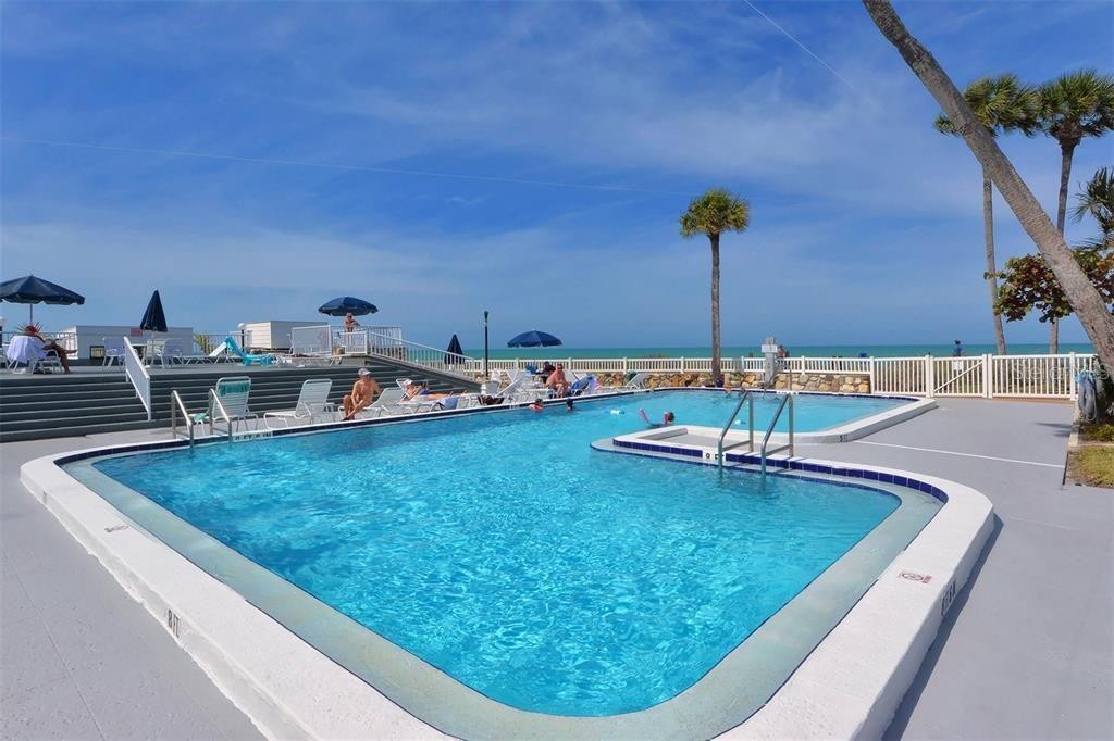 1555 TARPON CENTER DR #G 235