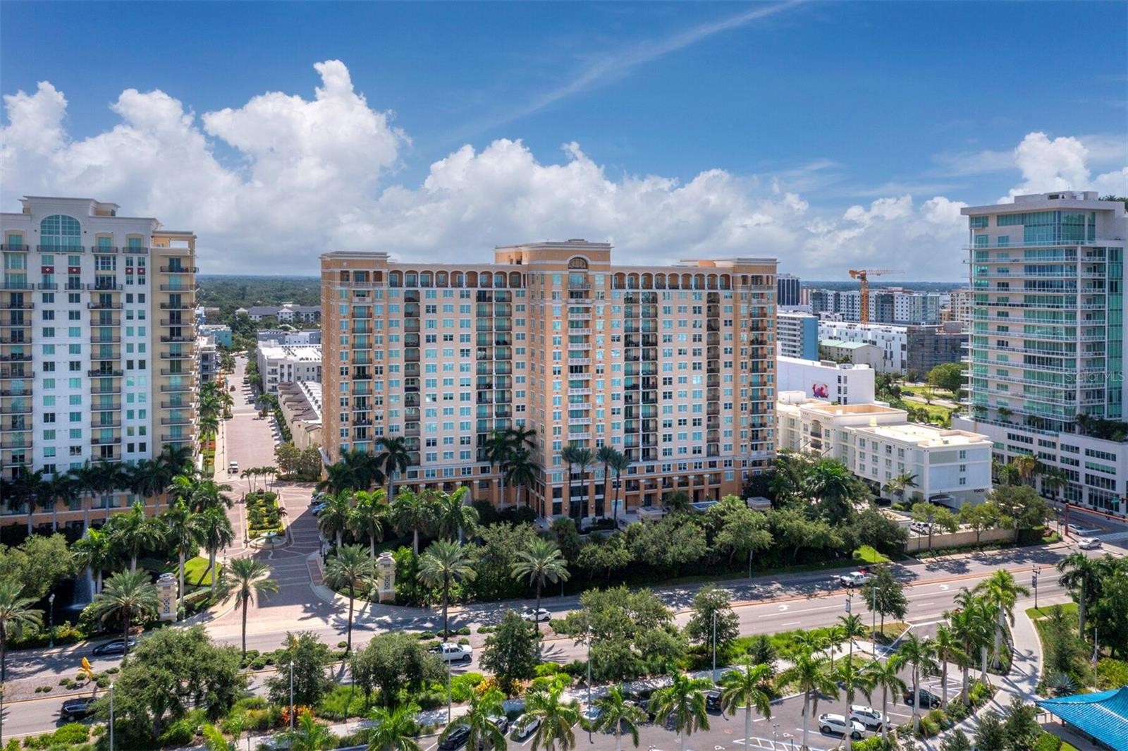 750 N TAMIAMI TRL #906