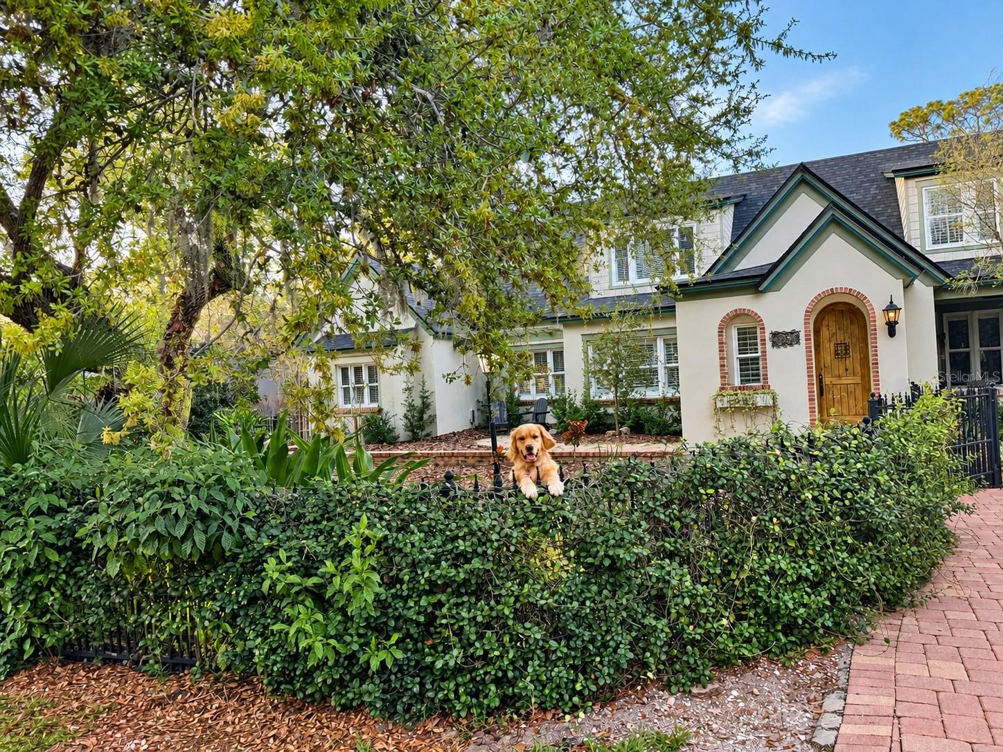 5903 RIVER FOREST CIR