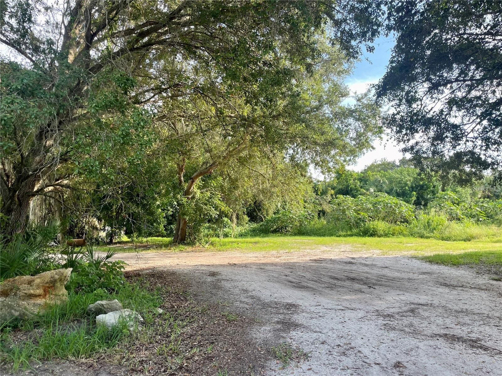 ALBEE FARM RD
