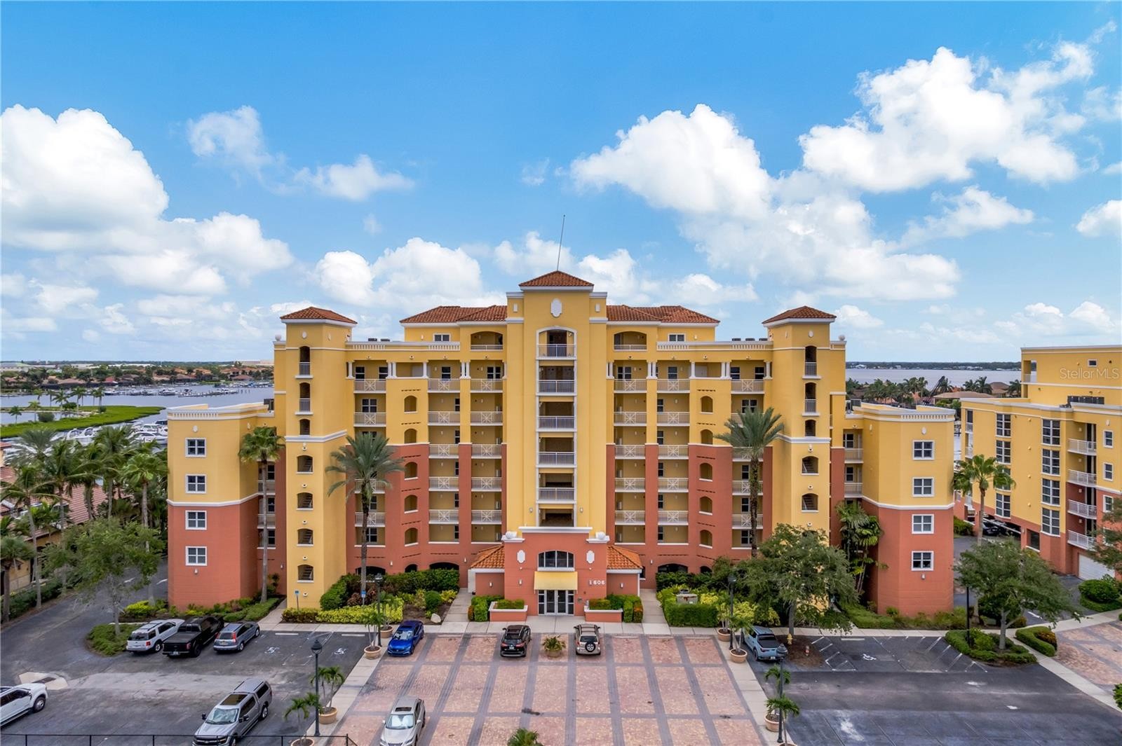 606 RIVIERA DUNES WAY #405