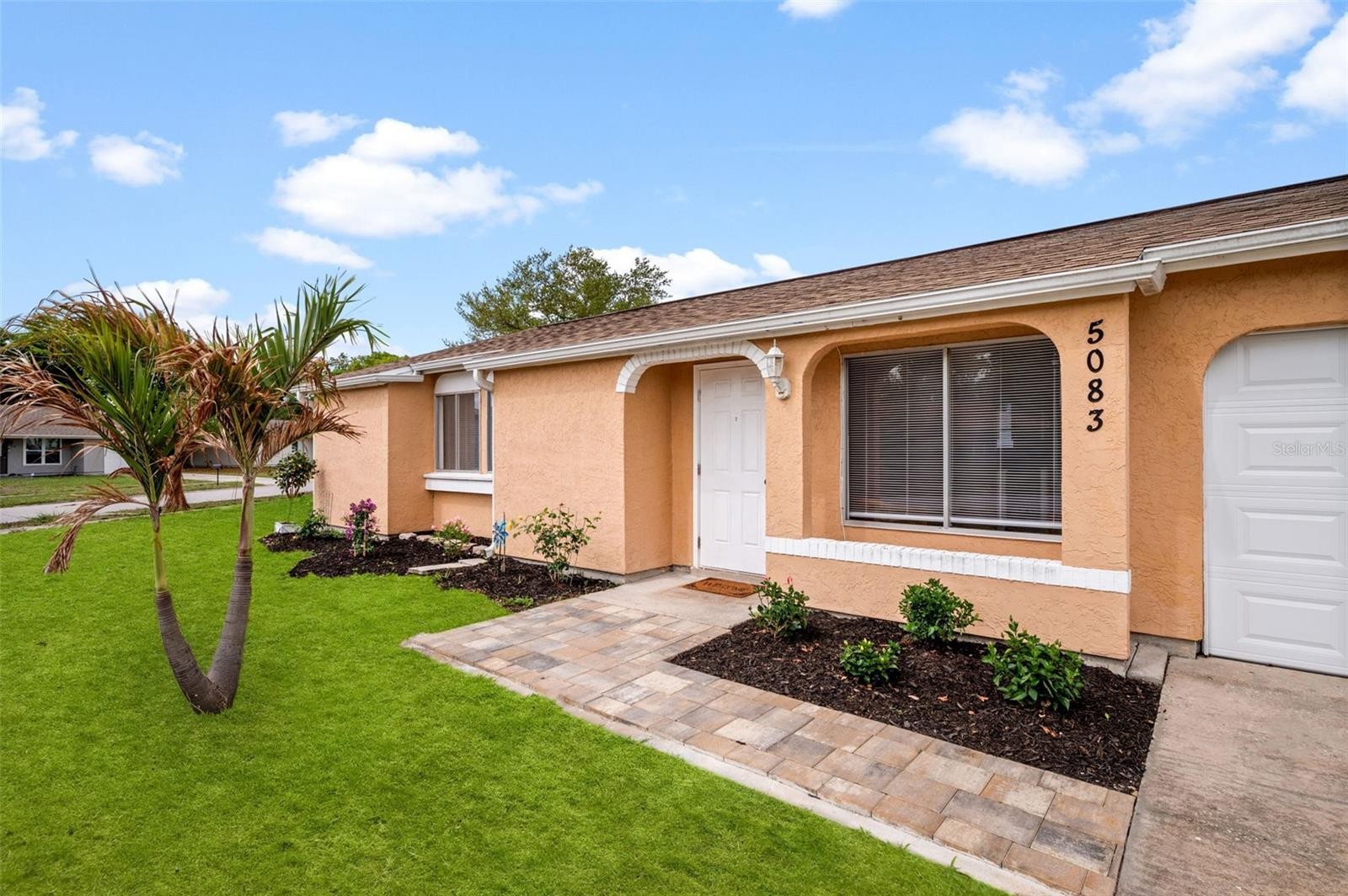 5083 ESCALANTE DR