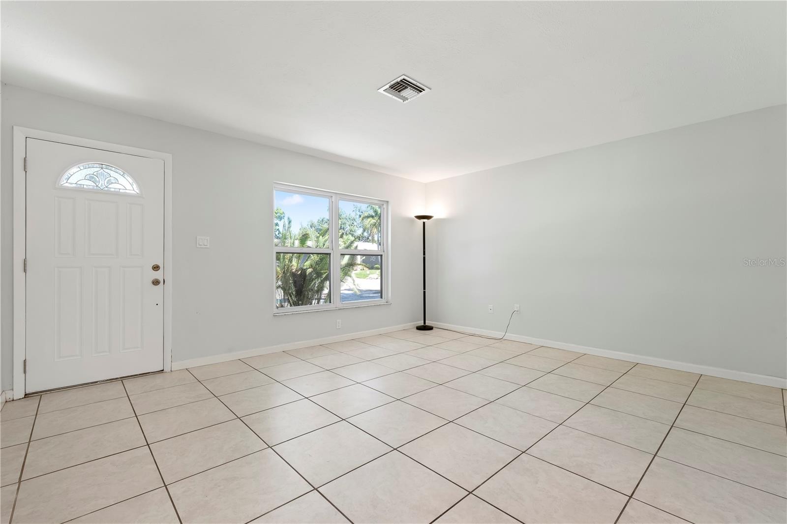 5446 FOXWOOD DR