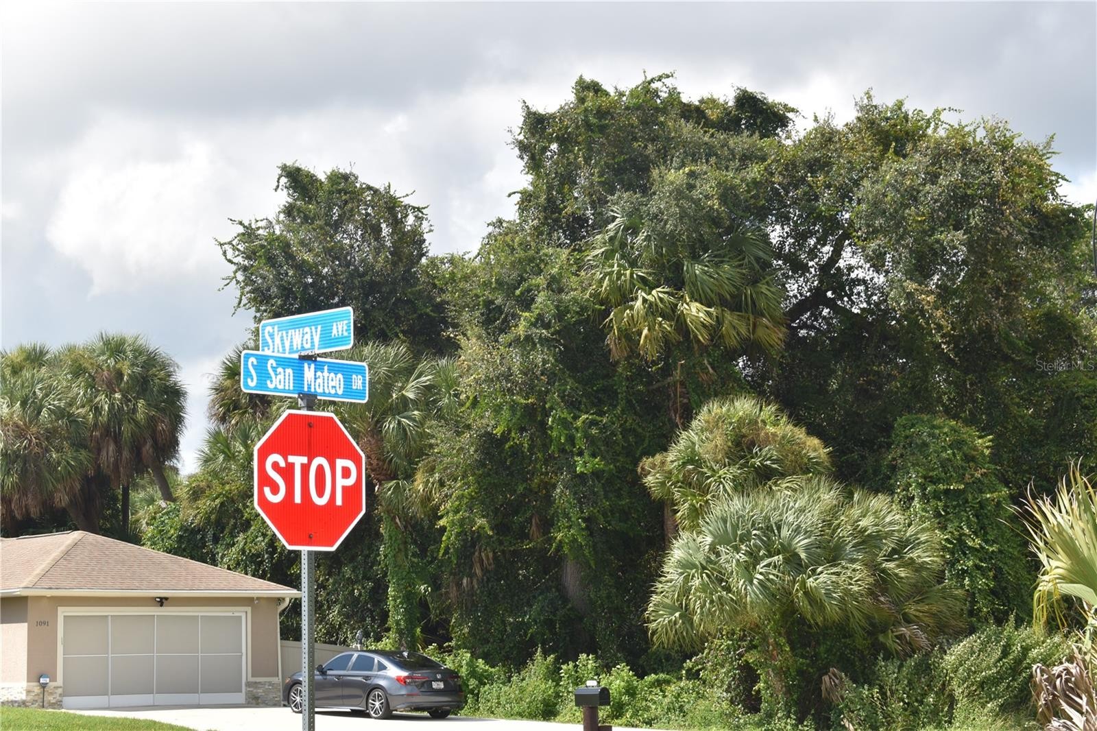 SKYWAY AVE