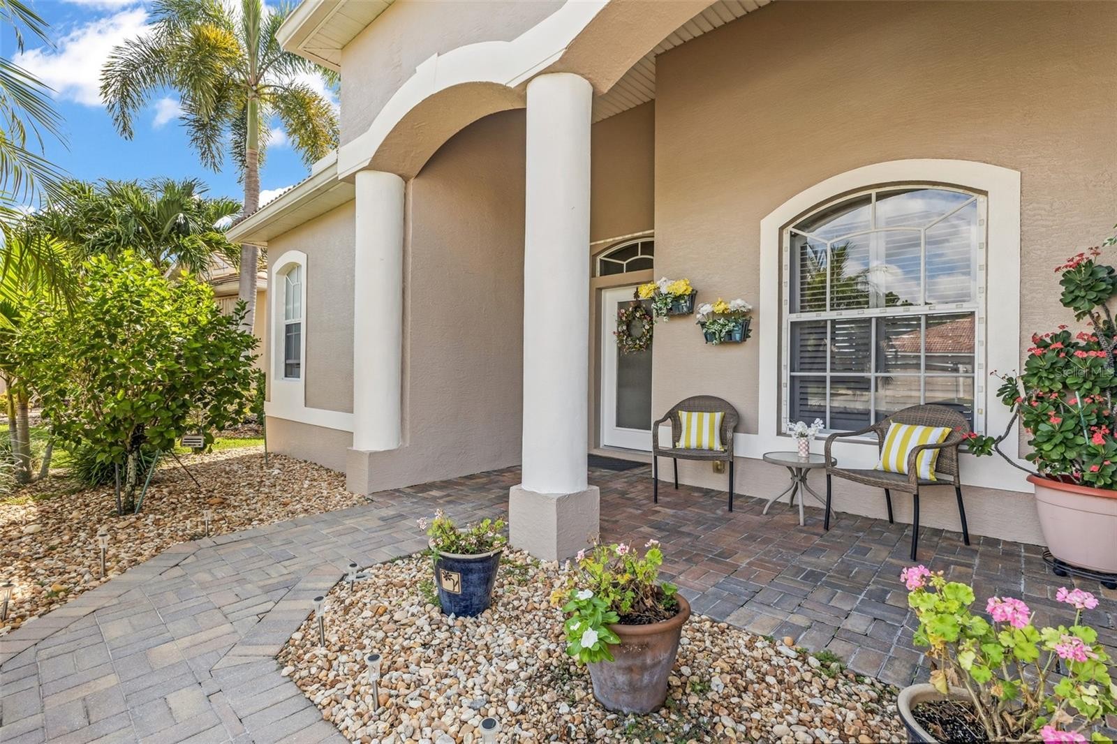 2450 SILVER PALM RD