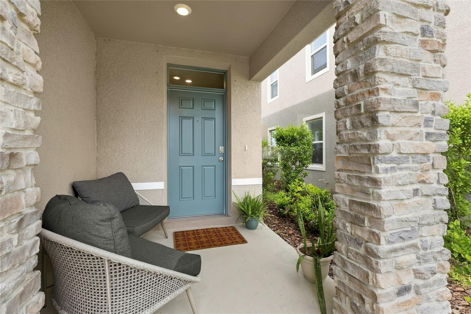 3391 HILLTOP CIR