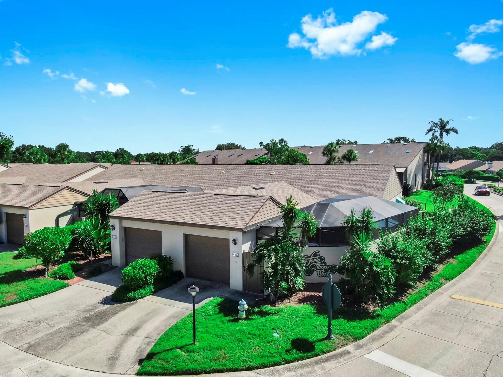 4412 WINSTON LN N #6