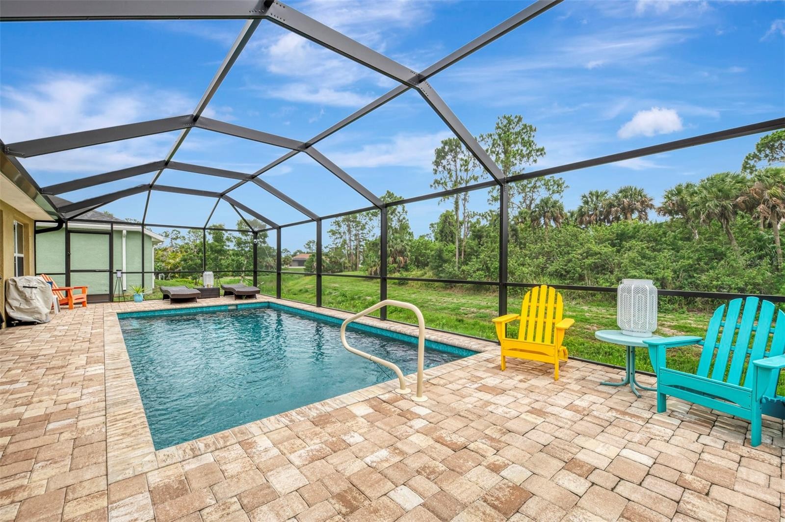 2443 LANCASTER LN
