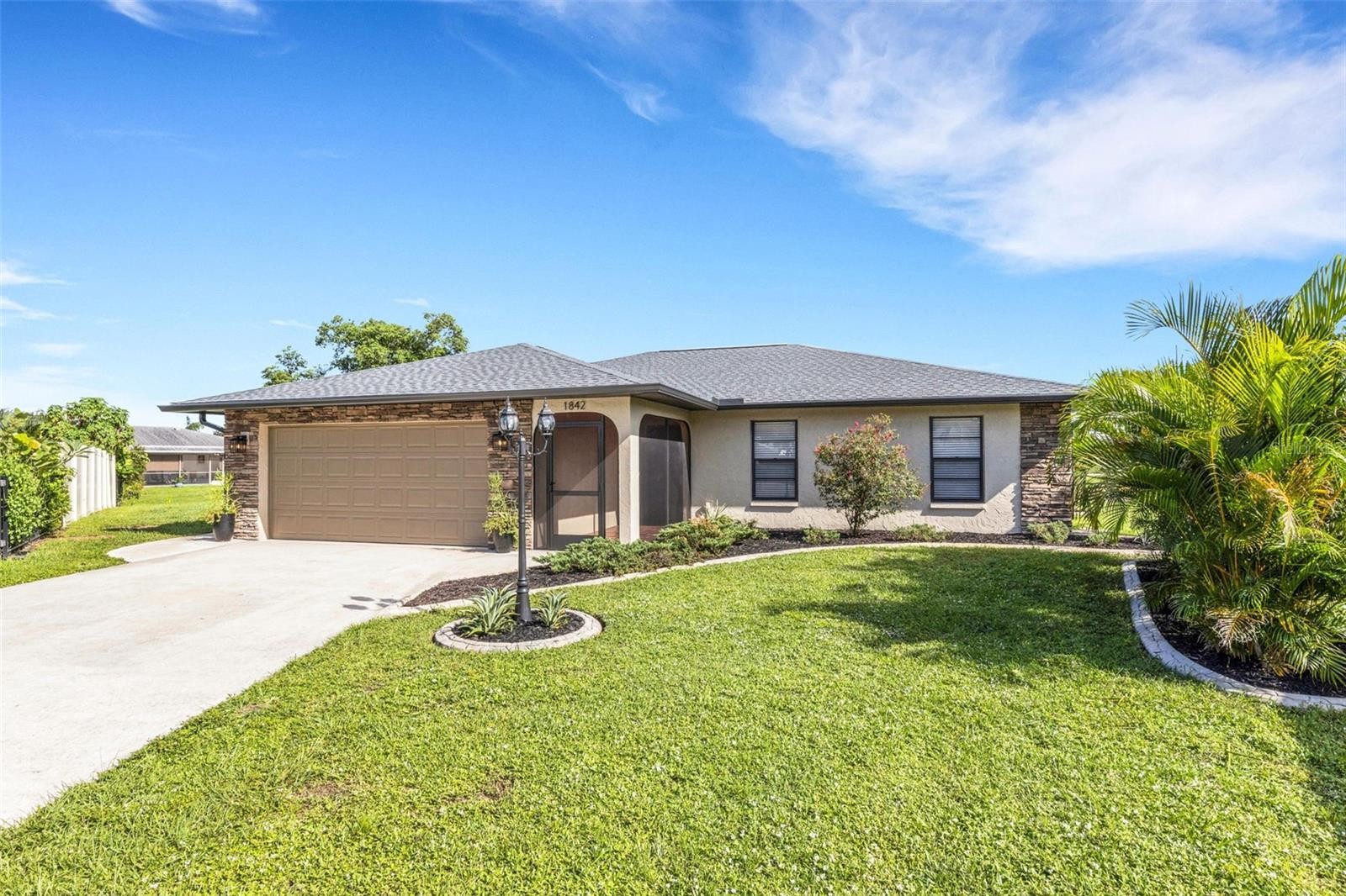 1842 COUNTRY MEADOWS CT