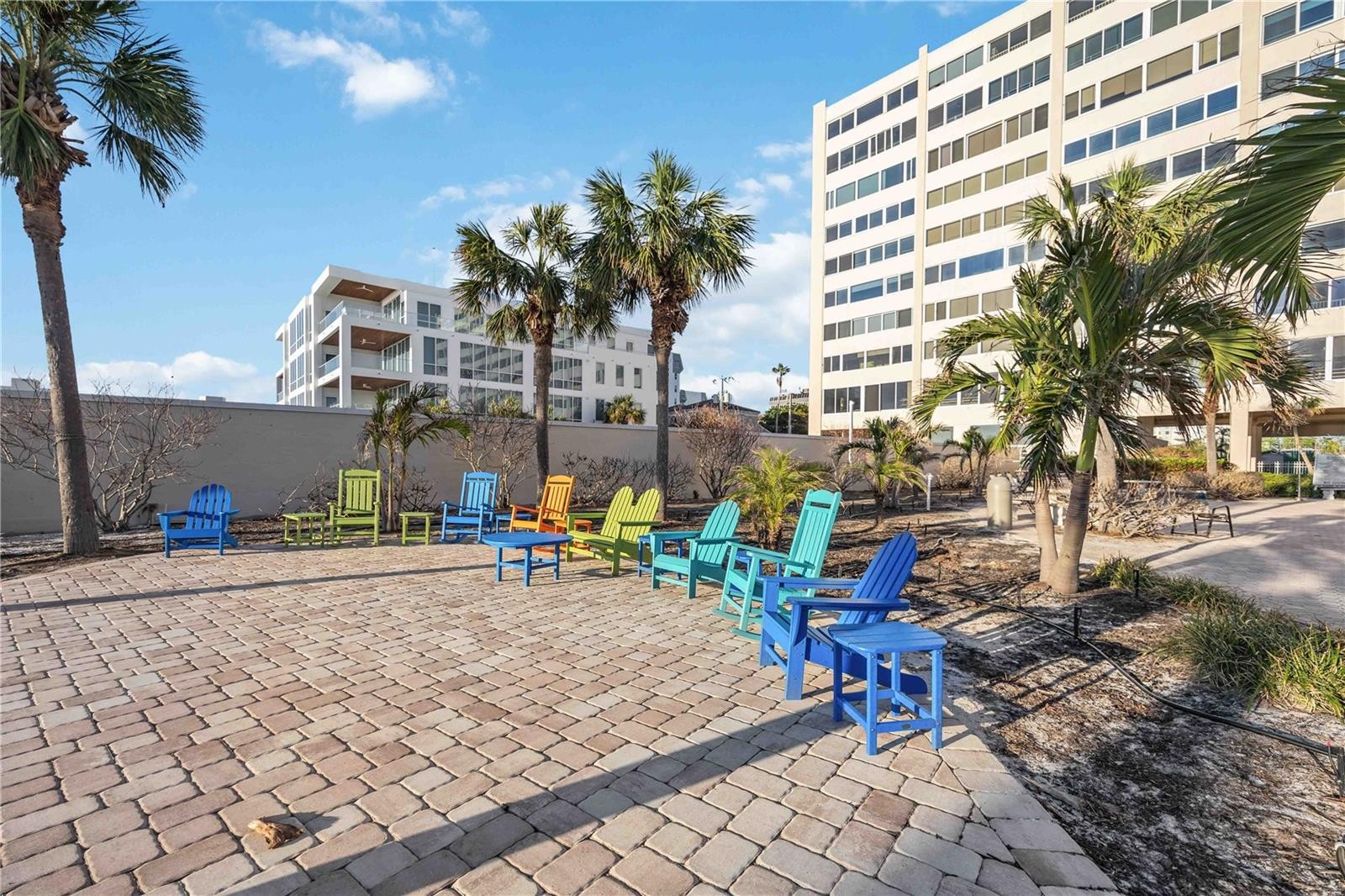 6140 MIDNIGHT PASS RD #407