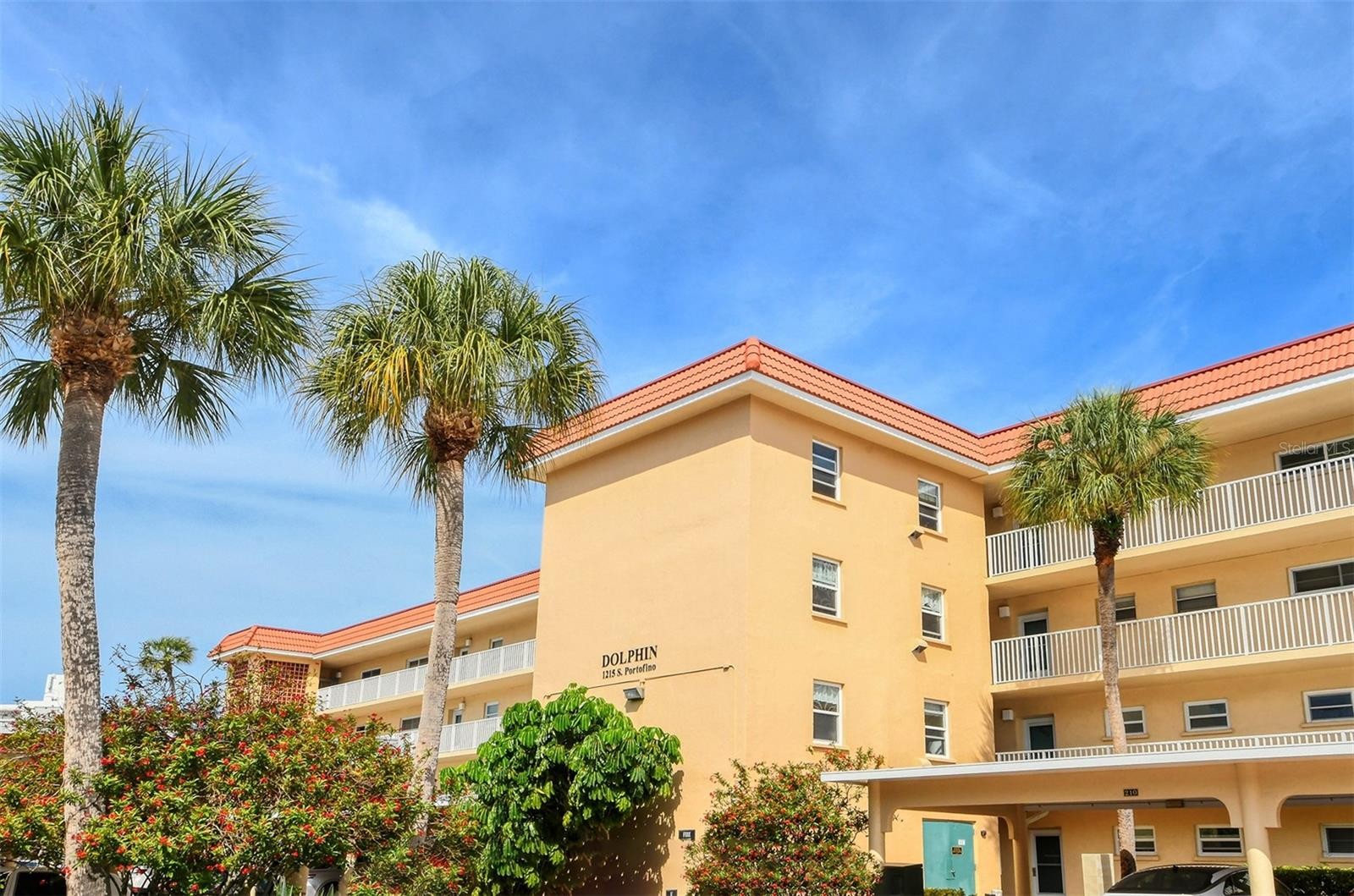 1215 S PORTOFINO DR #107