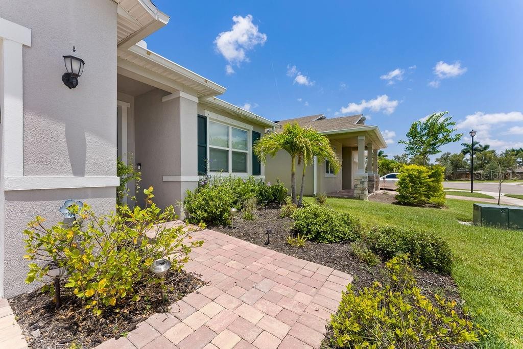 7322 34TH CT E