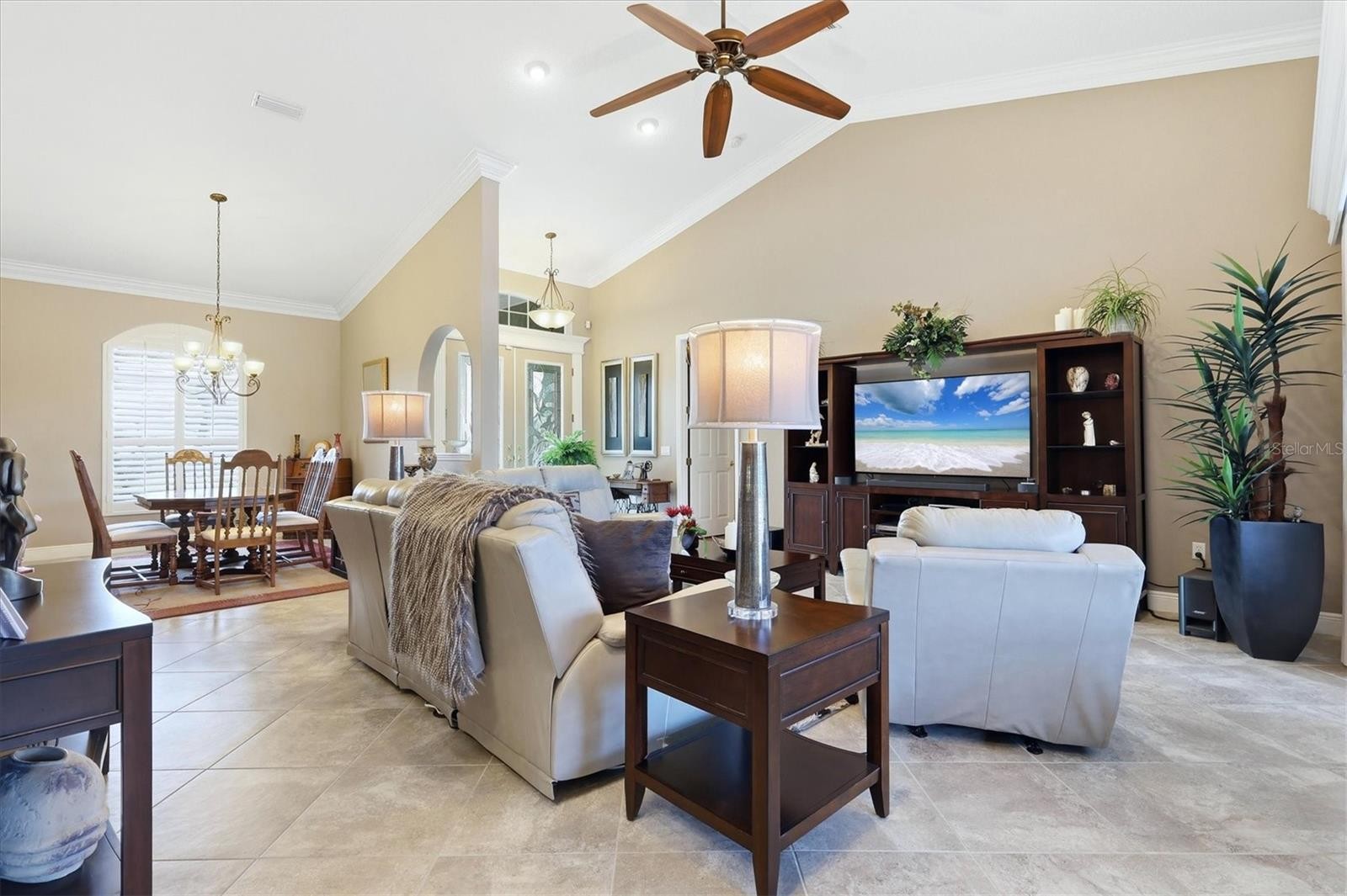 6123 90TH AVENUE CIR E