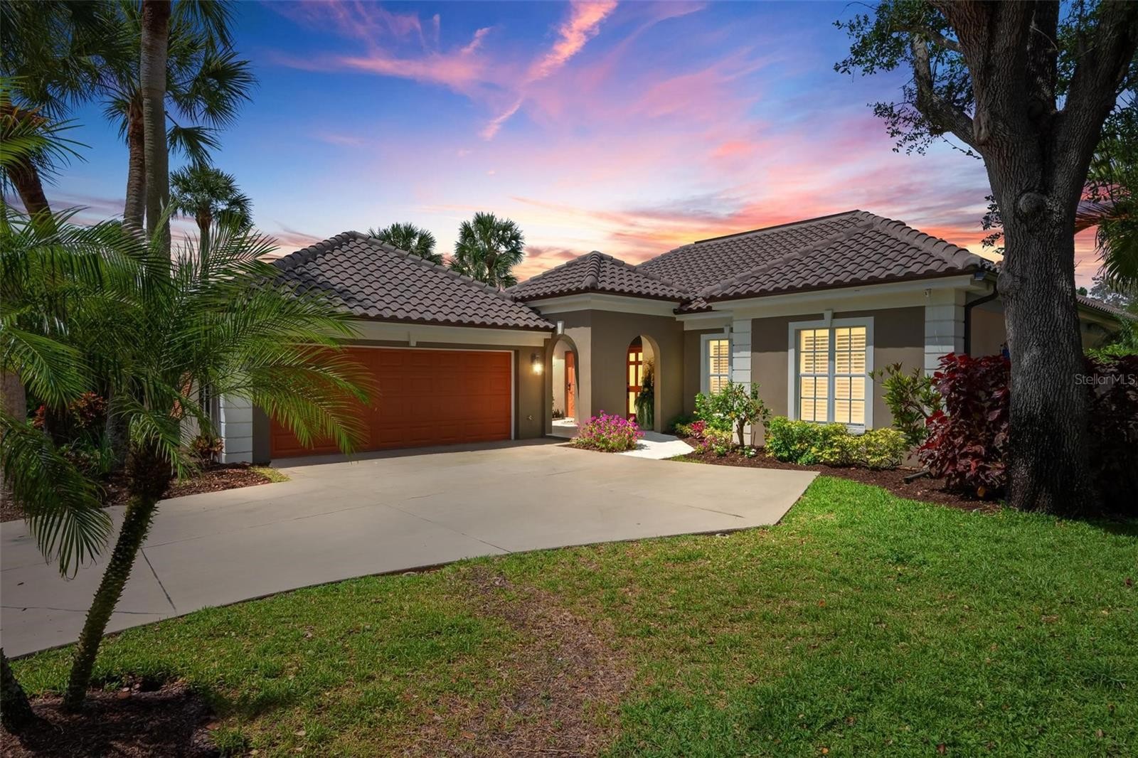 57 CAYMAN ISLES BLVD