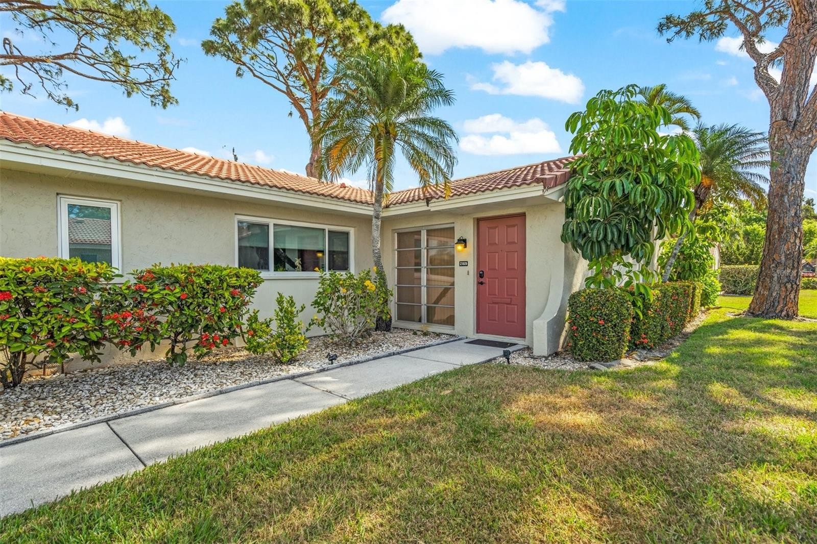 2169 Pueblo Cir #V-18 Sarasota Florida 34231