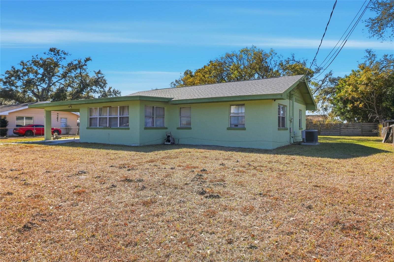 4906 9TH STREET CT E