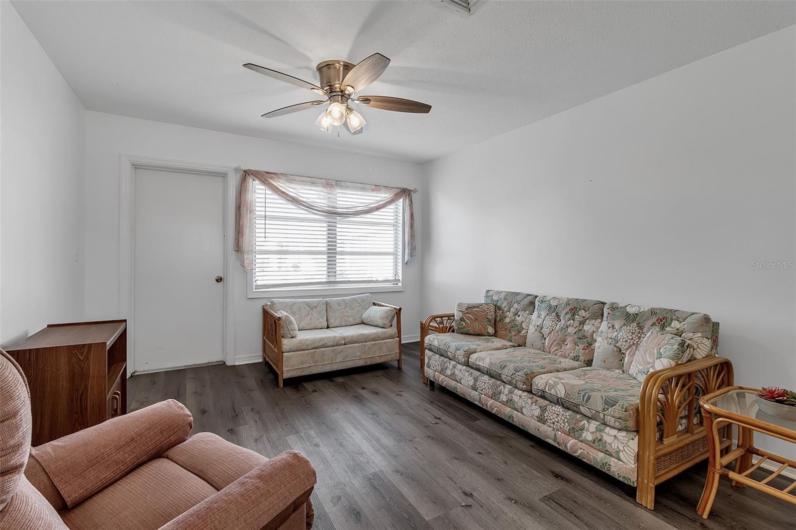 2305 BAYSHORE GARDENS PKWY