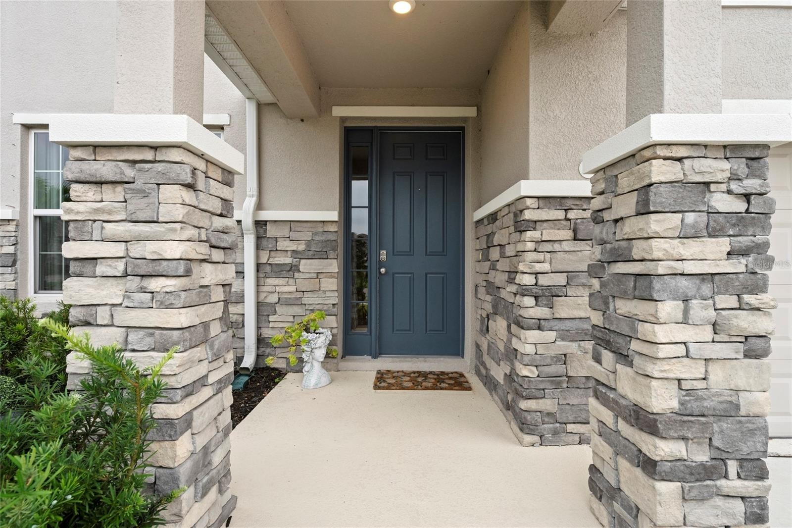 2136 MIDNIGHT PEARL DR