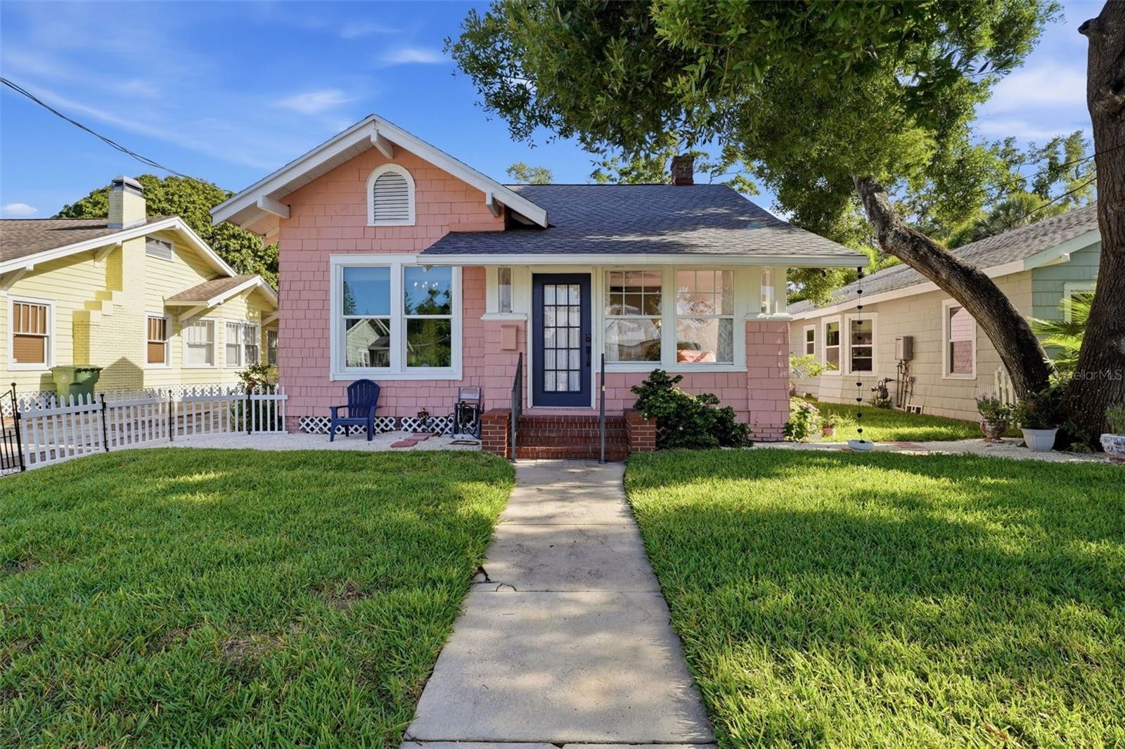 2330 7TH AVE W