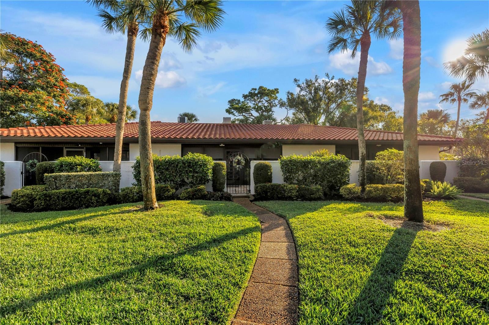 3500 EL CONQUISTADOR PKWY #203