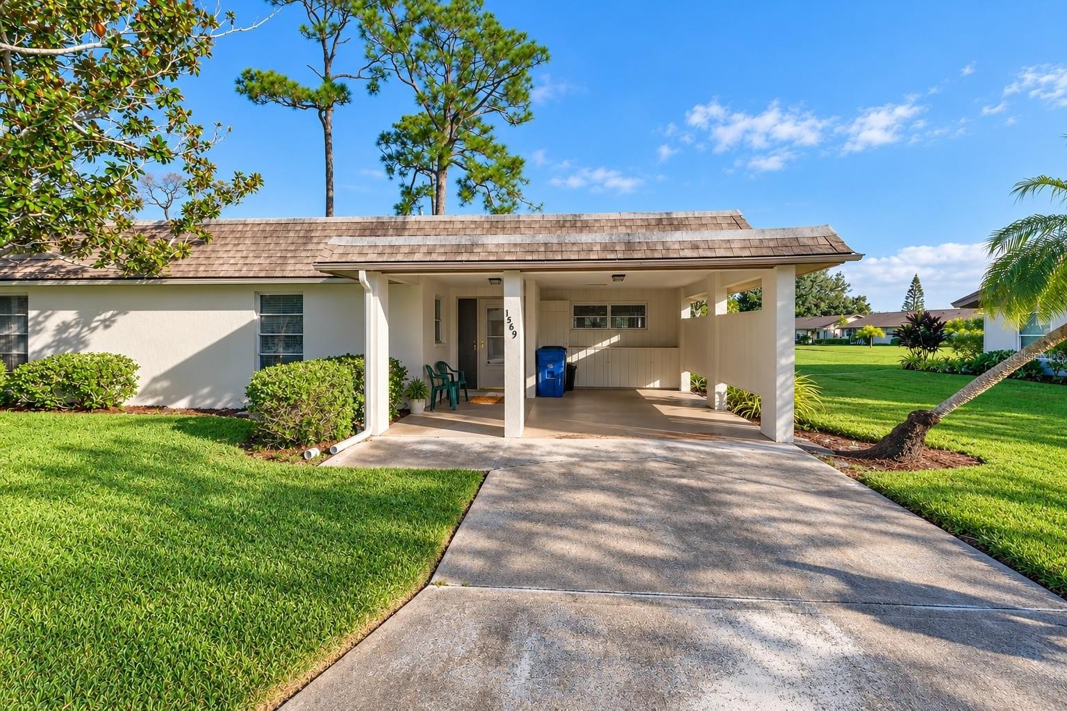 1569 GRAND BLVD #415