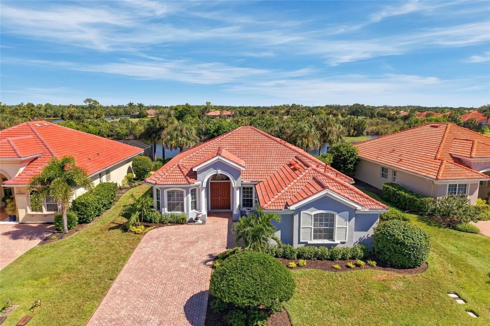 226 MONTELLUNA DR