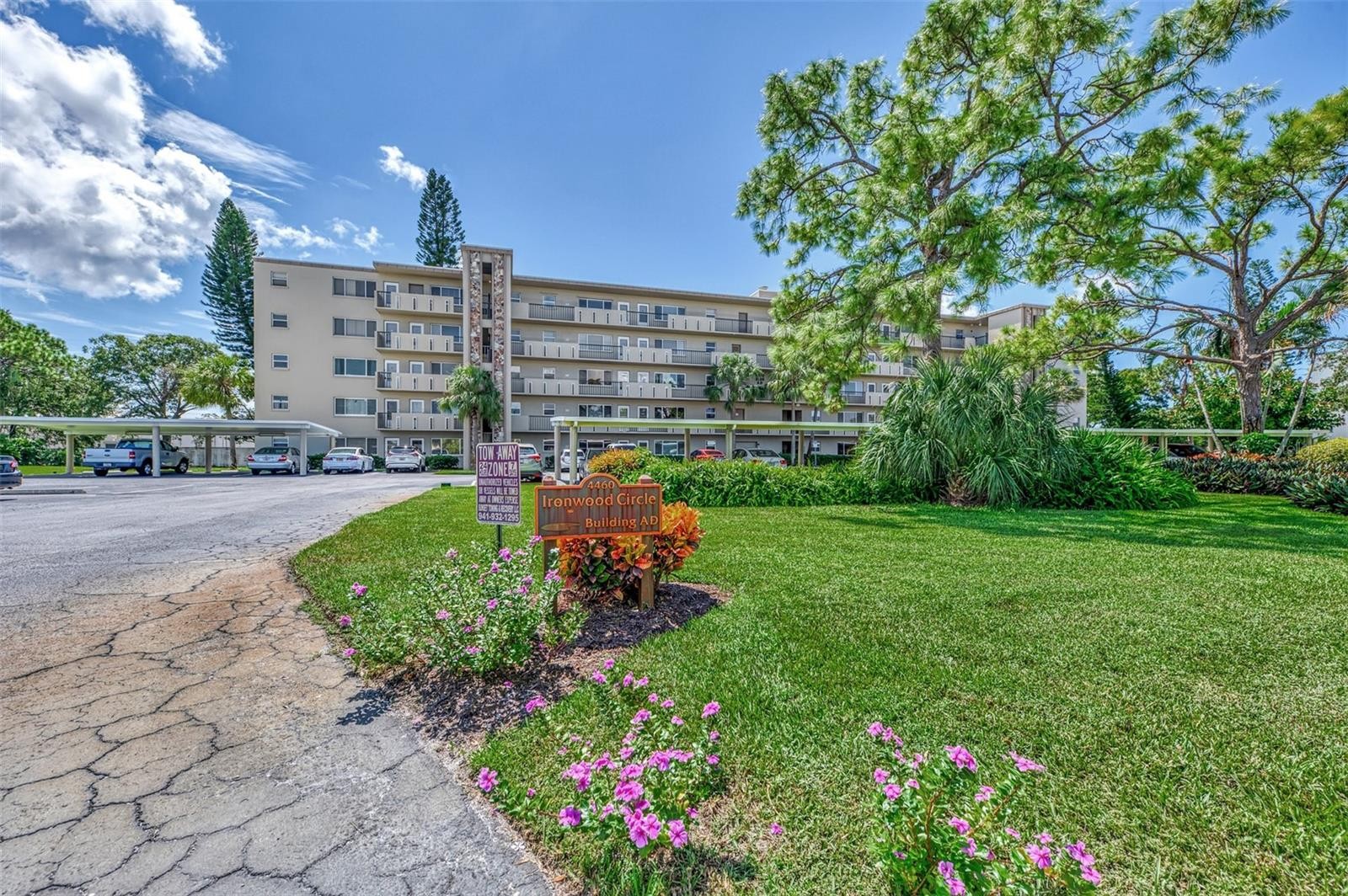 4460 IRONWOOD CIR #102A