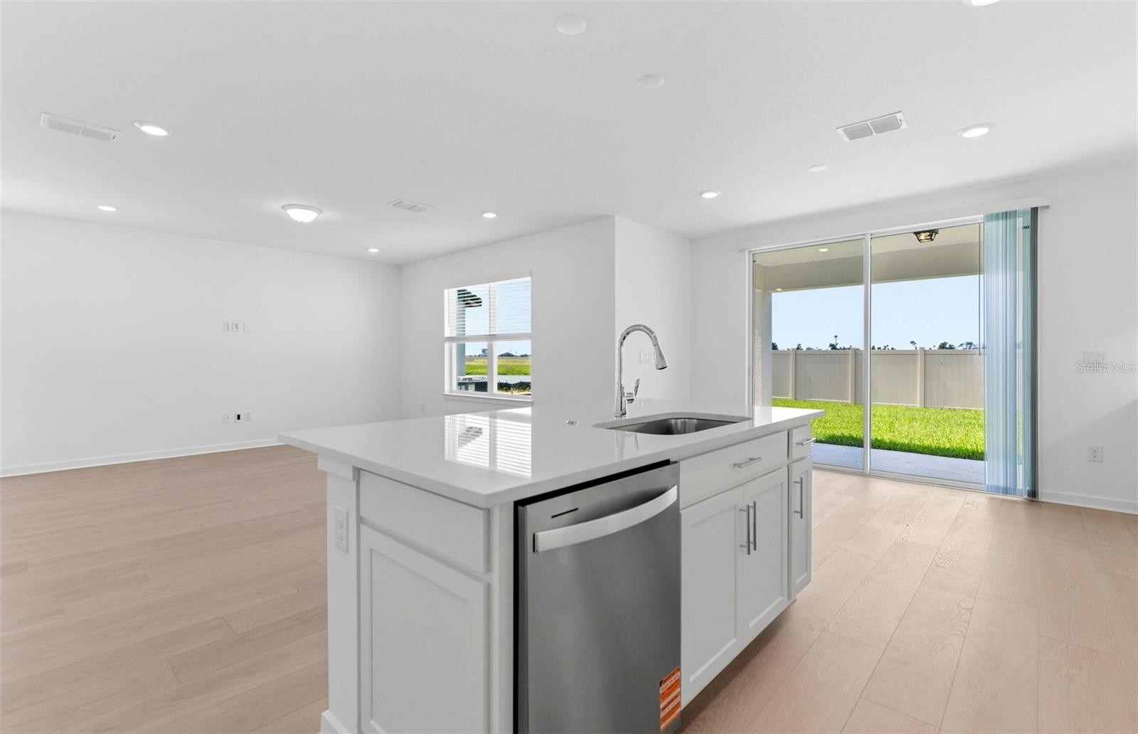 7910 PALM PARADISE PL