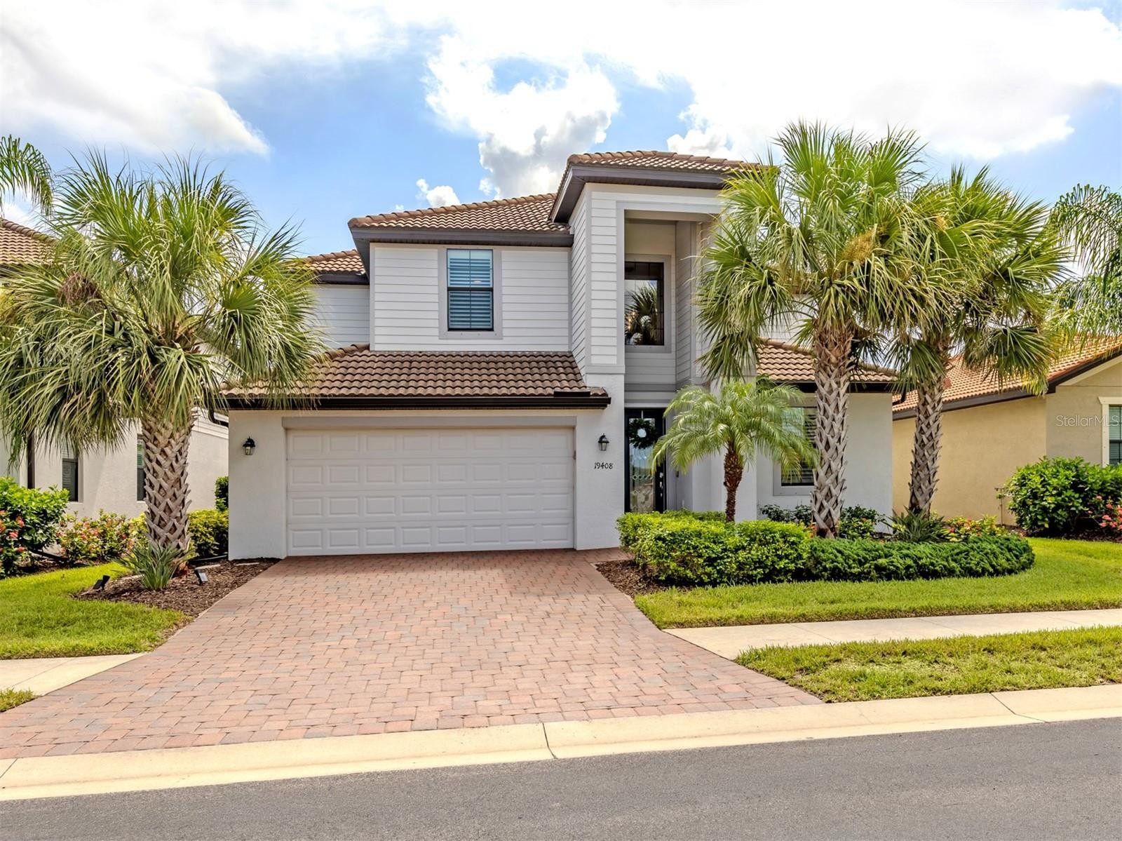 19408 BLUFF DR