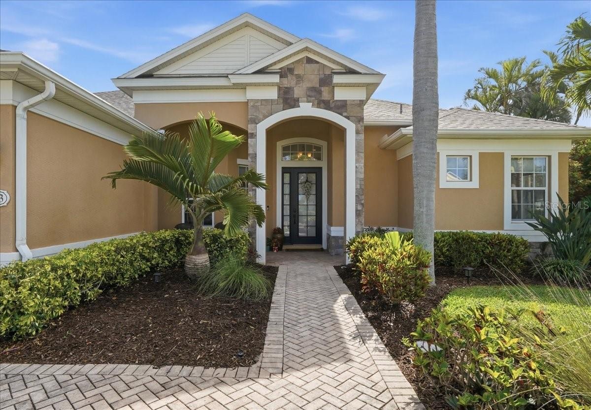 8843 17TH AVENUE CIR NW