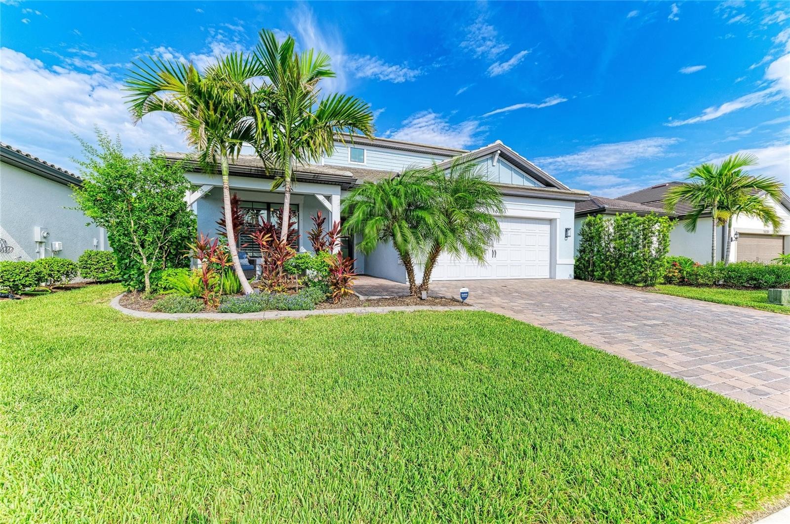 16251 HIDDEN OAK LOOP