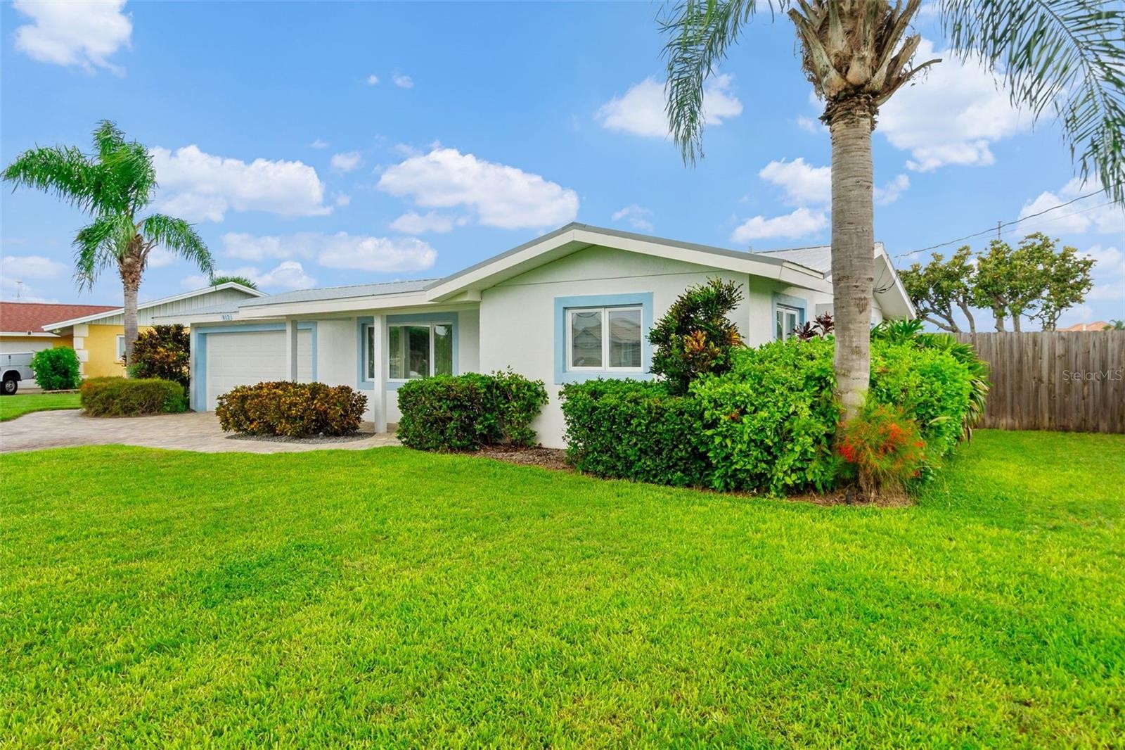 812 ARLINGTON RD