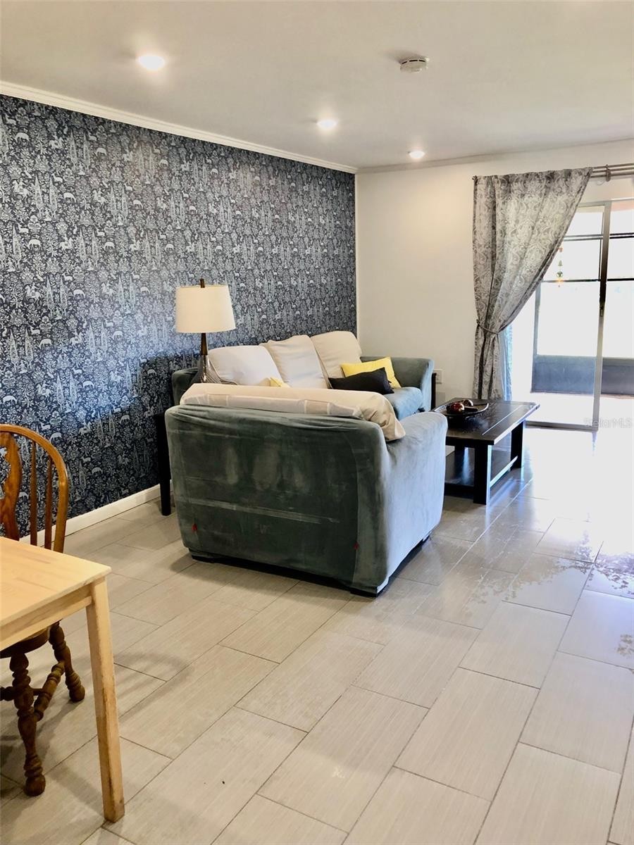 102 CAPRI ISLES BLVD #106