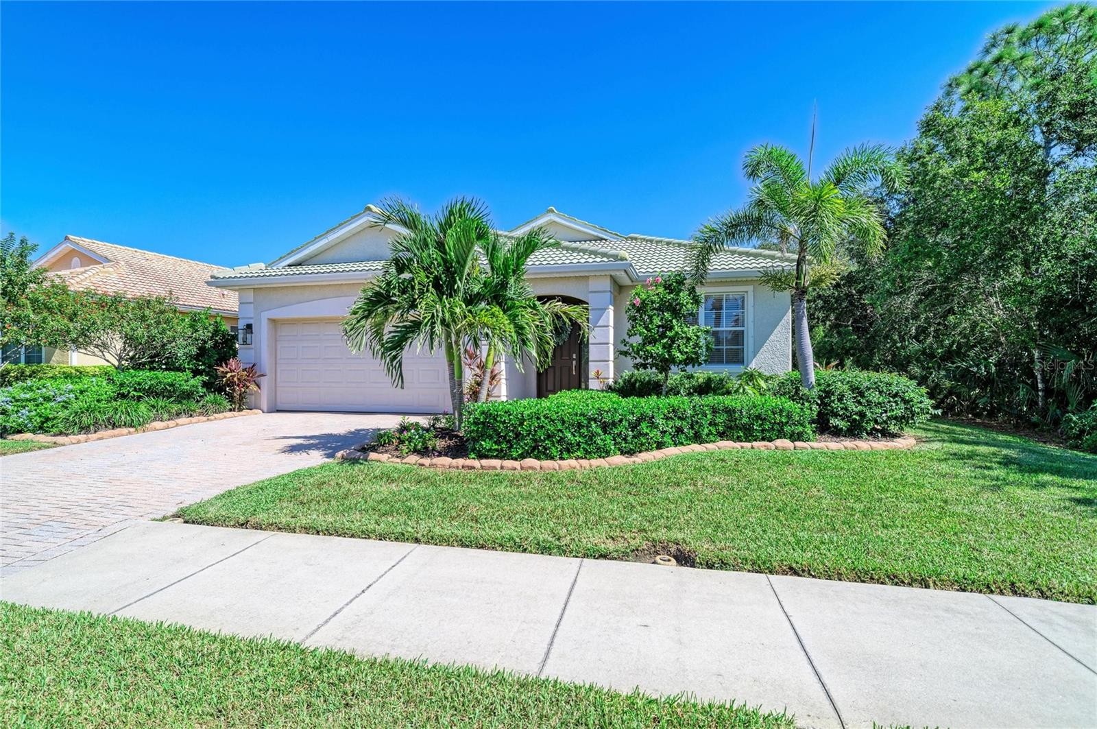2359 CARAWAY DR