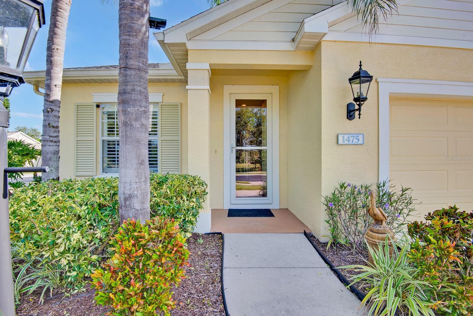 1475 BLUE HORIZON CIR