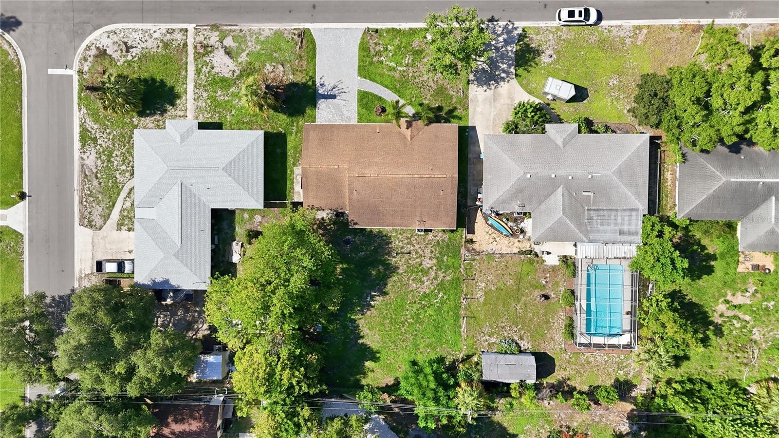 2404 22ND AVE W