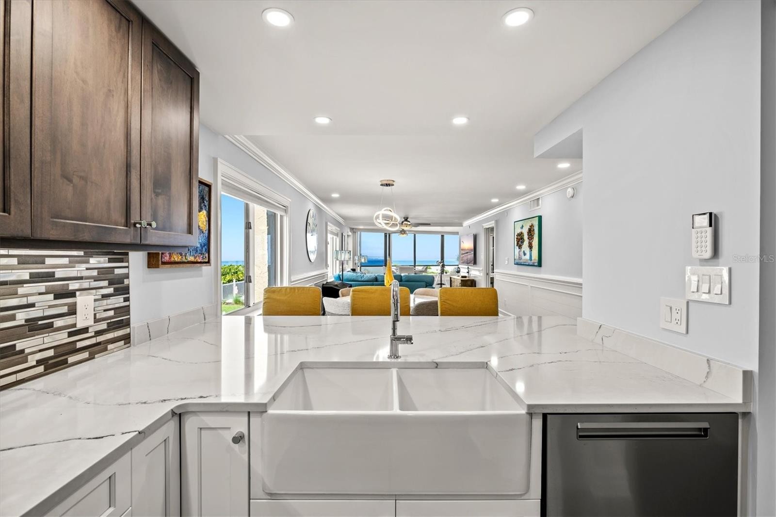840 THE ESPLANADE N #101