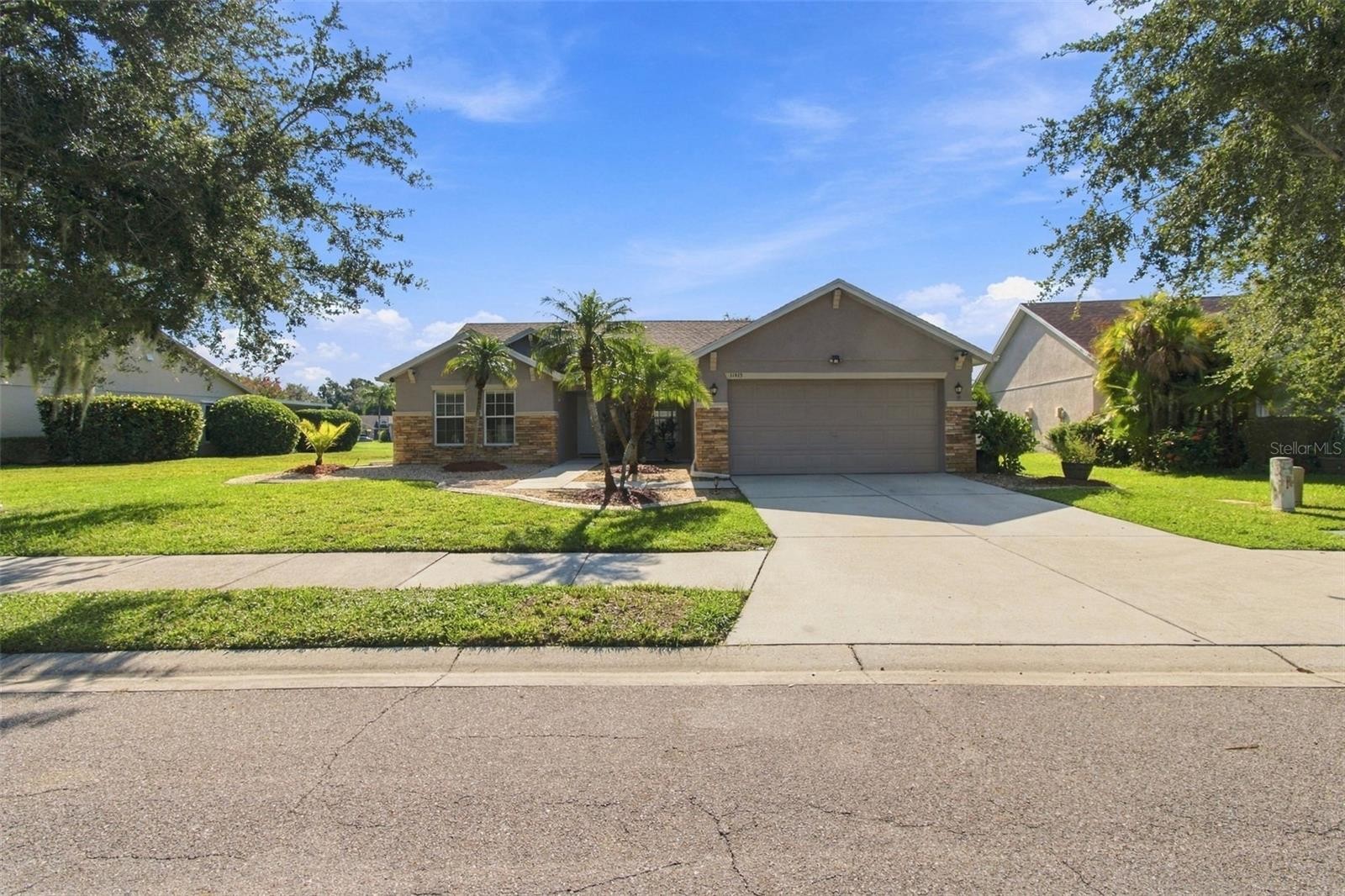 11415 WALDEN LOOP