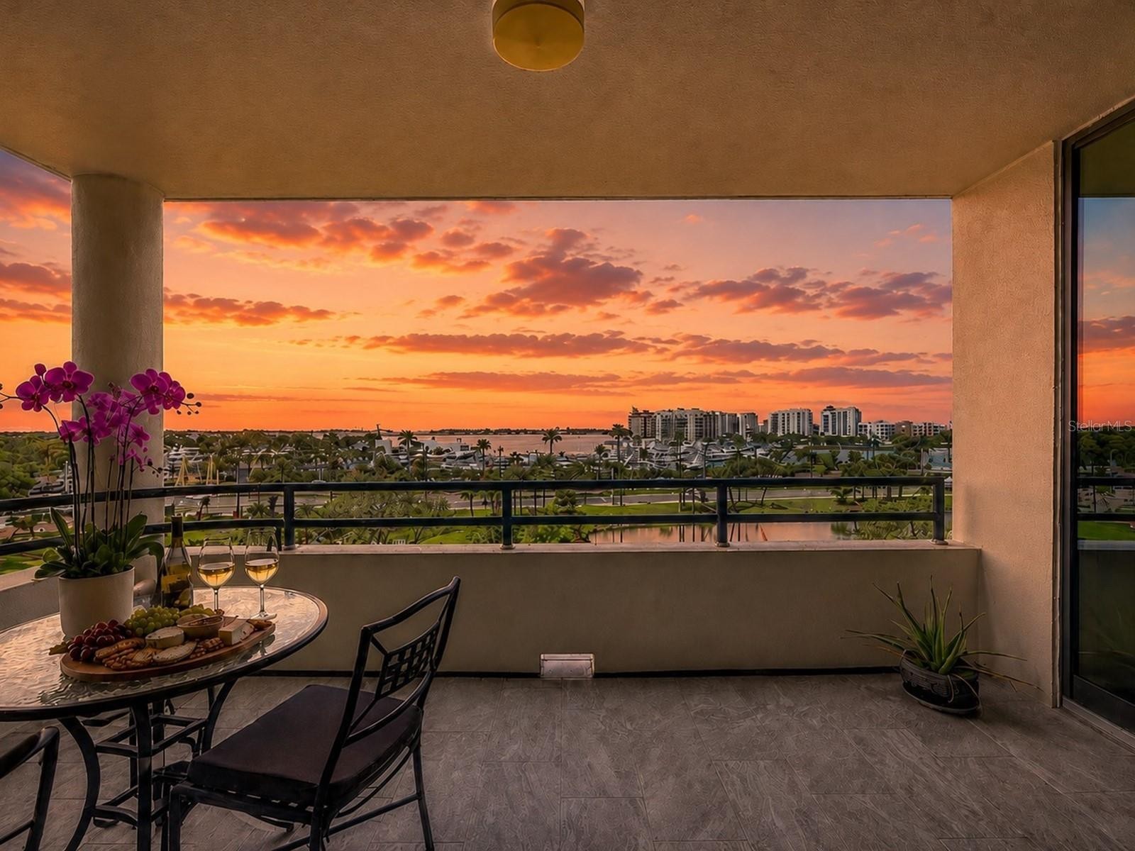 1255 N GULFSTREAM AVE #507