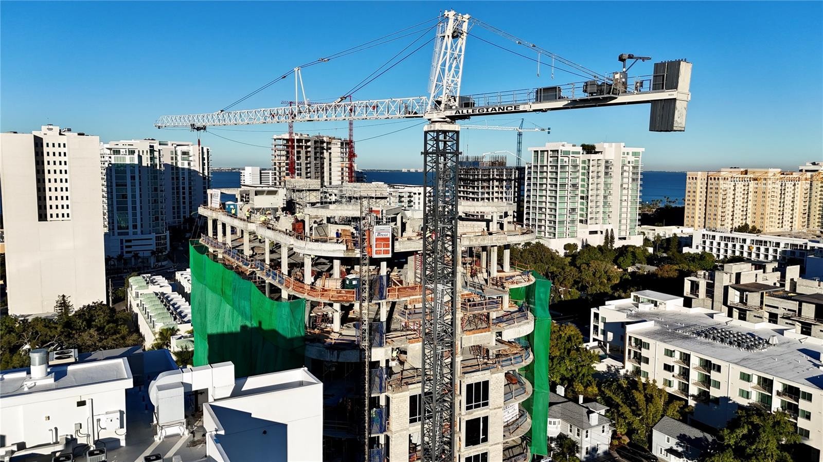 290 COCOANUT AVE #601